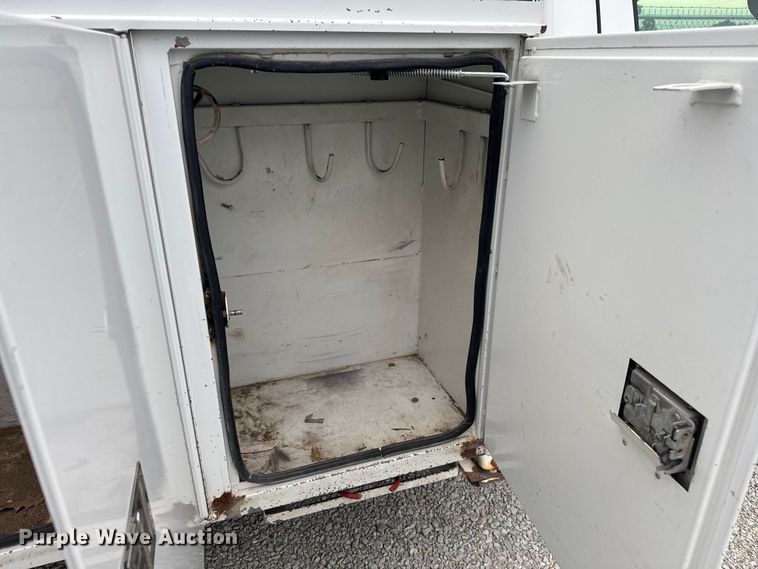 image for item EV1742 2015 Ford  F550 XL Super Duty  bucket truck