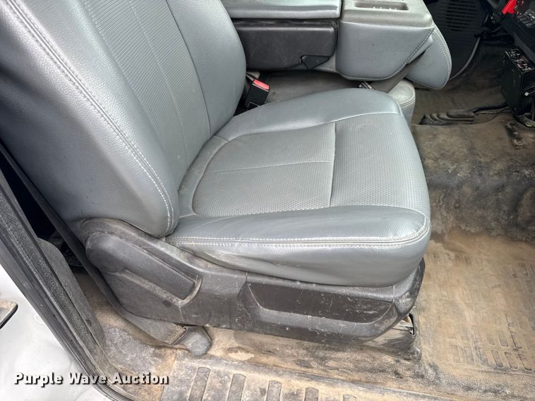 image for item EV1742 2015 Ford  F550 XL Super Duty  bucket truck