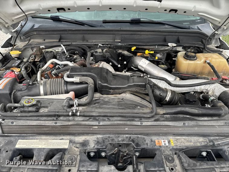 image for item EV1742 2015 Ford  F550 XL Super Duty  bucket truck