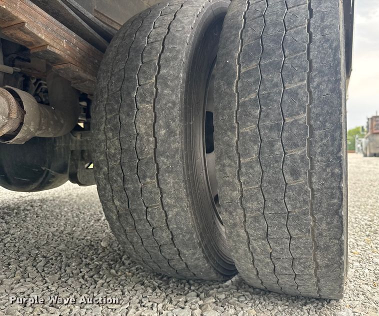 image for item EV1742 2015 Ford  F550 XL Super Duty  bucket truck