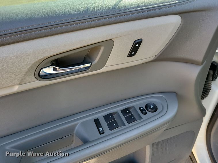 image for item NB9897 2015 Chevrolet Traverse SUV