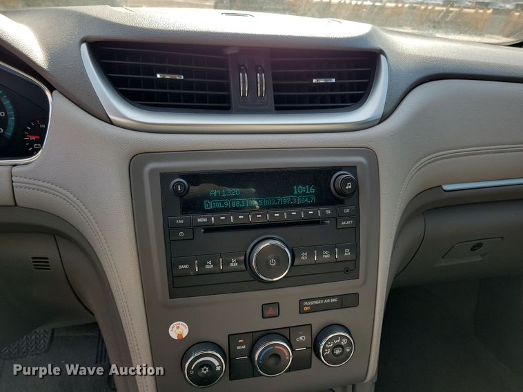 image for item NB9897 2015 Chevrolet Traverse SUV