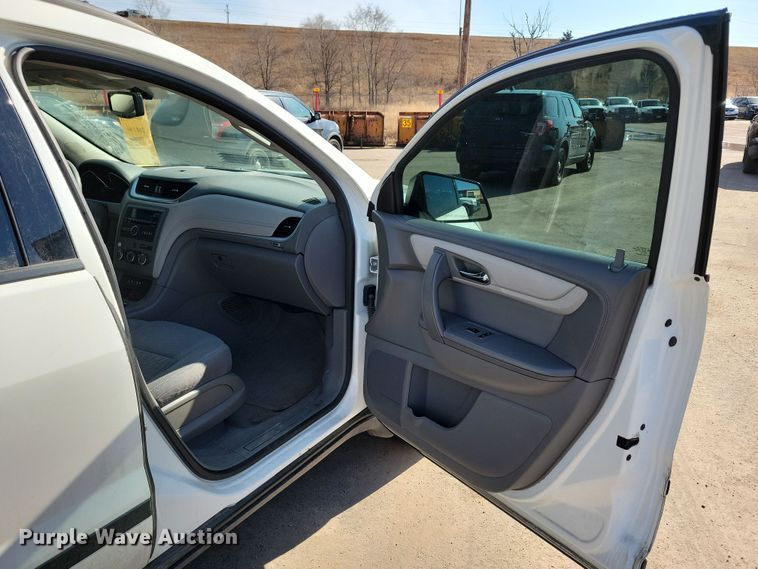 image for item NB9897 2015 Chevrolet Traverse SUV