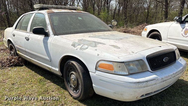 image for item OB9589 2004 Ford Crown Victoria Police Interceptor  