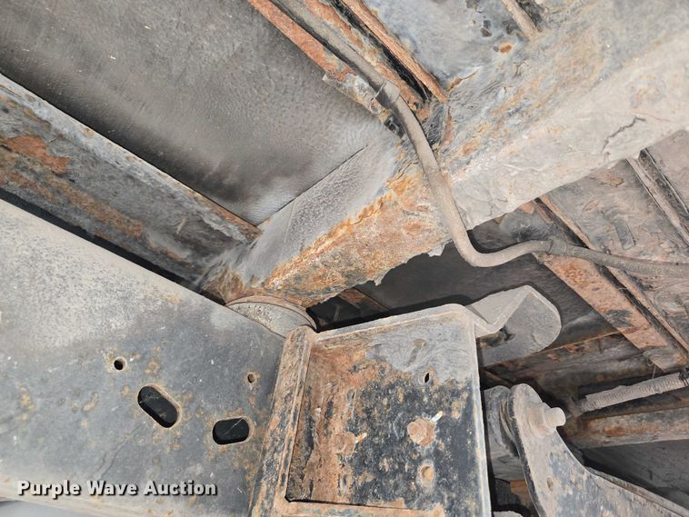 image for item OJ9916 2016 Ford E450 shuttle bus