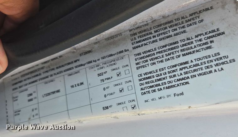 image for item OJ9916 2016 Ford E450 shuttle bus