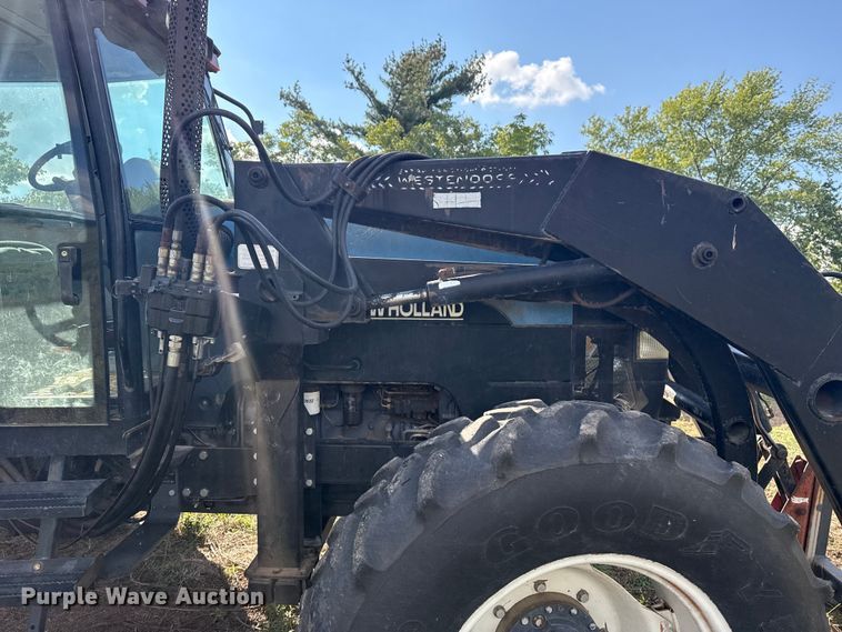 image for item DJ7780 New Holland 8260 MFWD tractor