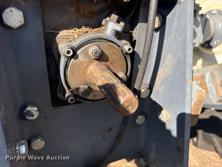 image for item DJ7780 New Holland 8260 MFWD tractor