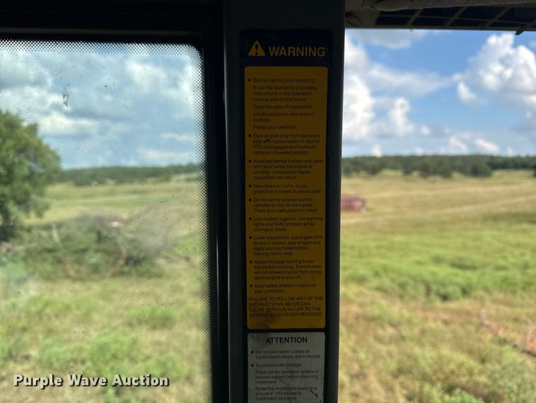 image for item DJ7780 New Holland 8260 MFWD tractor