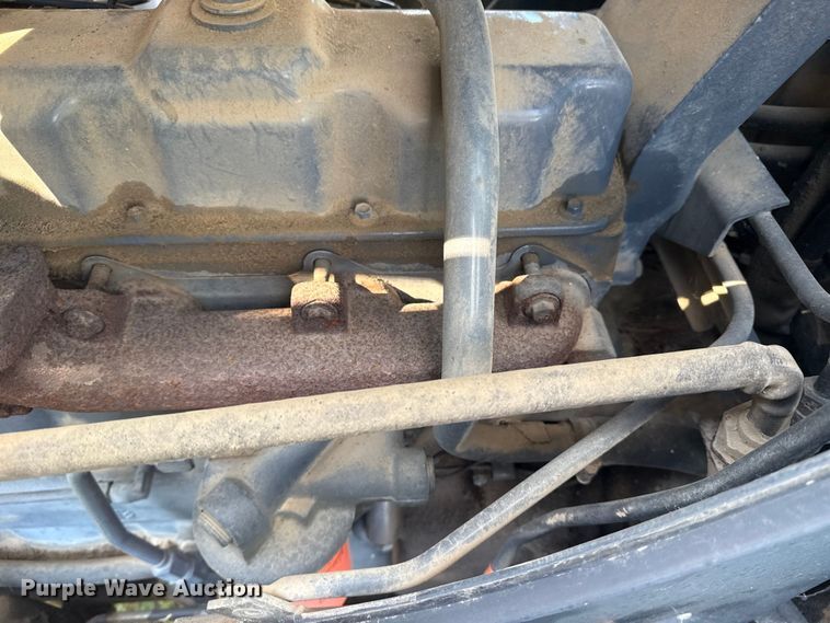 image for item DJ7780 New Holland 8260 MFWD tractor