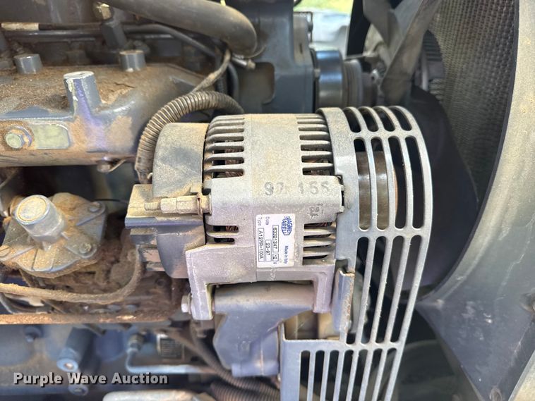 image for item DJ7780 New Holland 8260 MFWD tractor