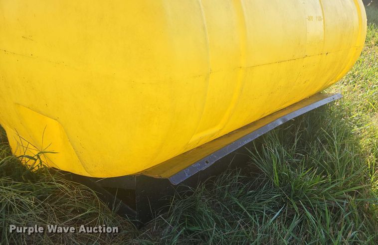 image for item DR2593 Tank