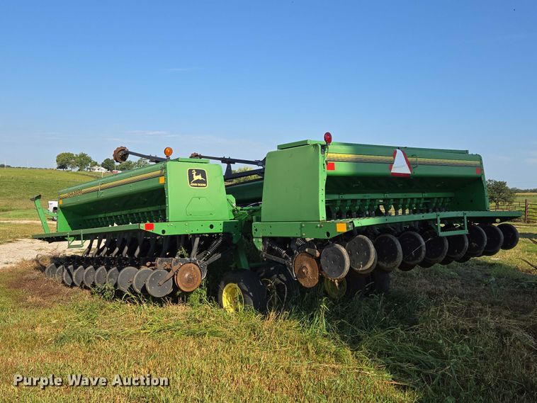 image for item DR2596 John Deere  455 grain drill