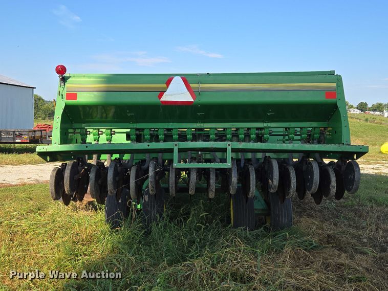 image for item DR2596 John Deere  455 grain drill