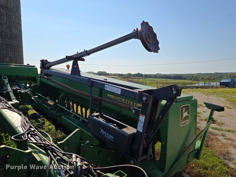 image for item DR2596 John Deere  455 grain drill