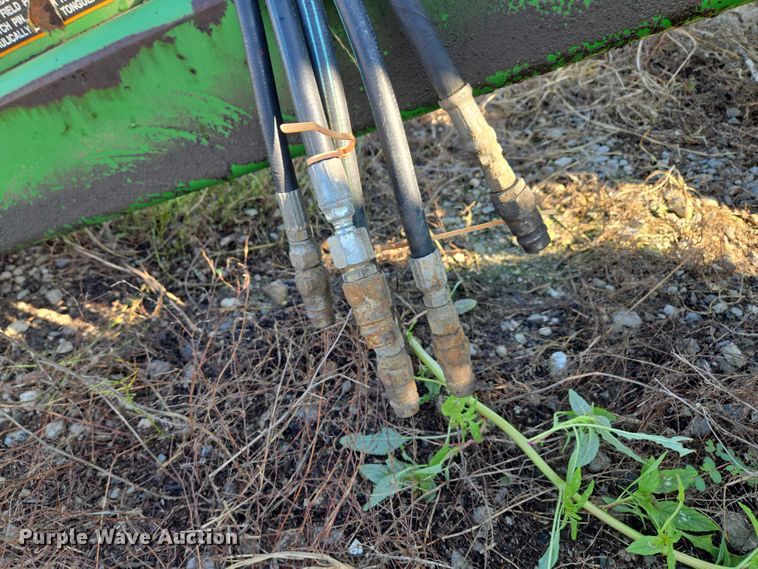 image for item DR2596 John Deere  455 grain drill