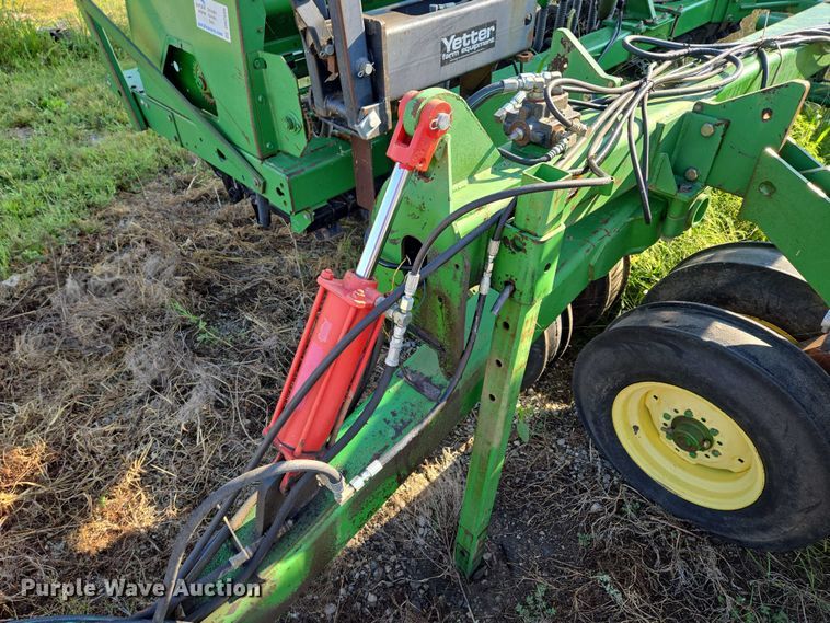 image for item DR2596 John Deere  455 grain drill