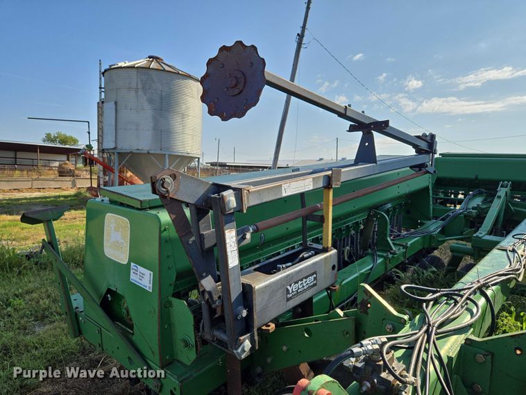 image for item DR2596 John Deere  455 grain drill