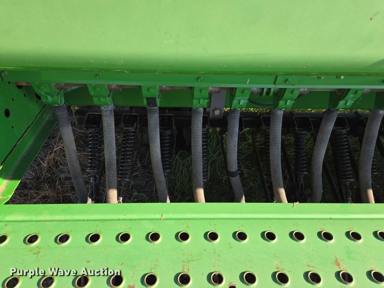 image for item DR2596 John Deere  455 grain drill