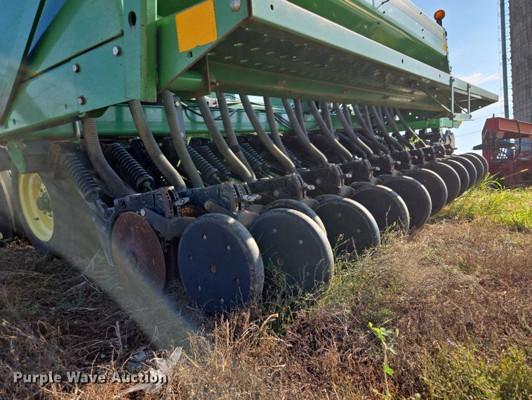 image for item DR2596 John Deere  455 grain drill