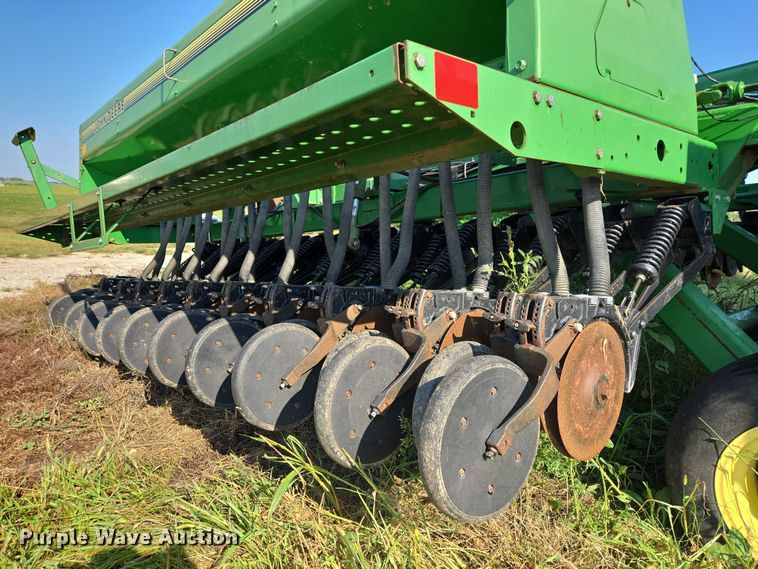 image for item DR2596 John Deere  455 grain drill