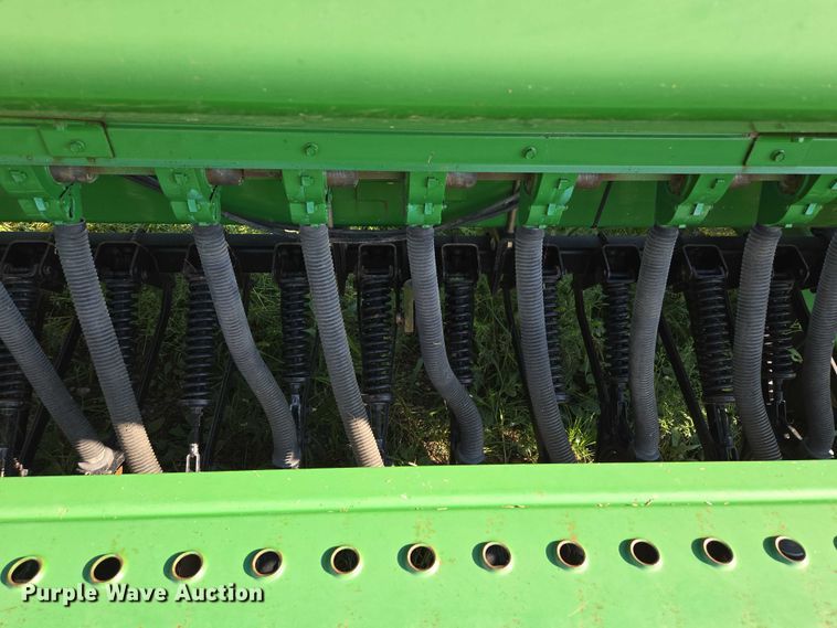 image for item DR2596 John Deere  455 grain drill