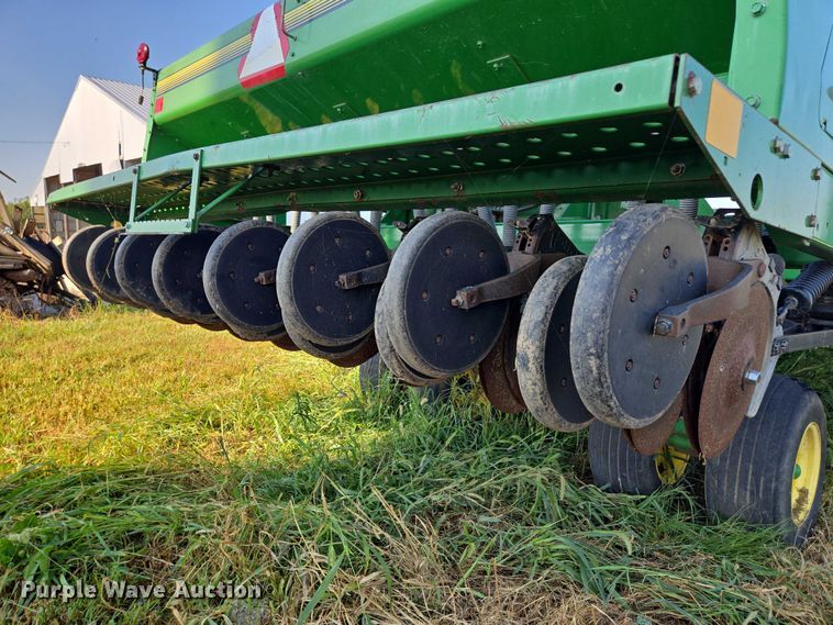 image for item DR2596 John Deere  455 grain drill