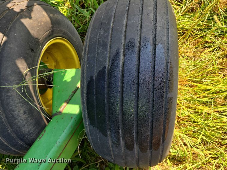 image for item DR2596 John Deere  455 grain drill