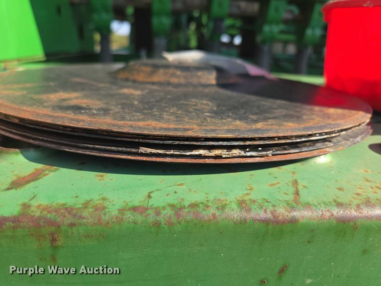 image for item DR2596 John Deere  455 grain drill