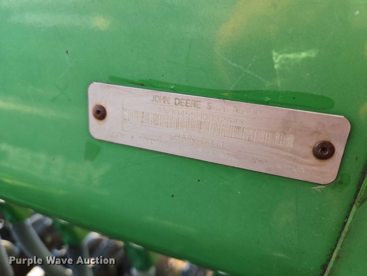 image for item DR2596 John Deere  455 grain drill