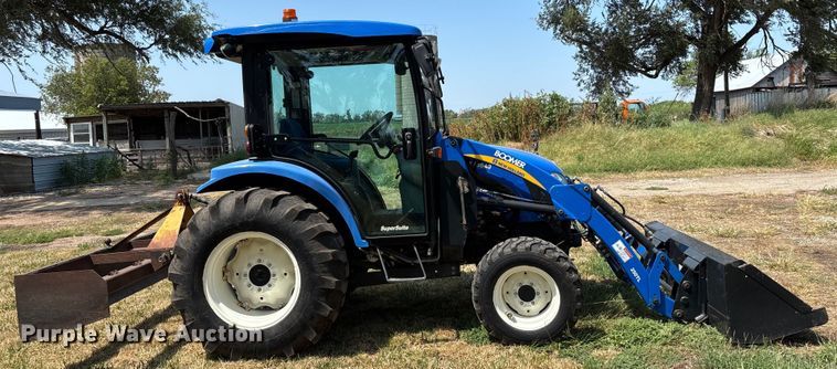 image for item DT3340 2013 New Holland Boomer 3040 MFWD tractor