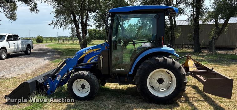 image for item DT3340 2013 New Holland Boomer 3040 MFWD tractor
