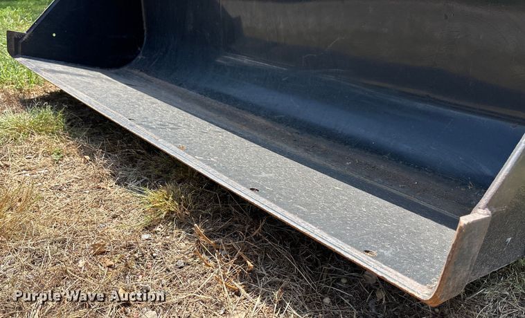 image for item DT3340 2013 New Holland Boomer 3040 MFWD tractor