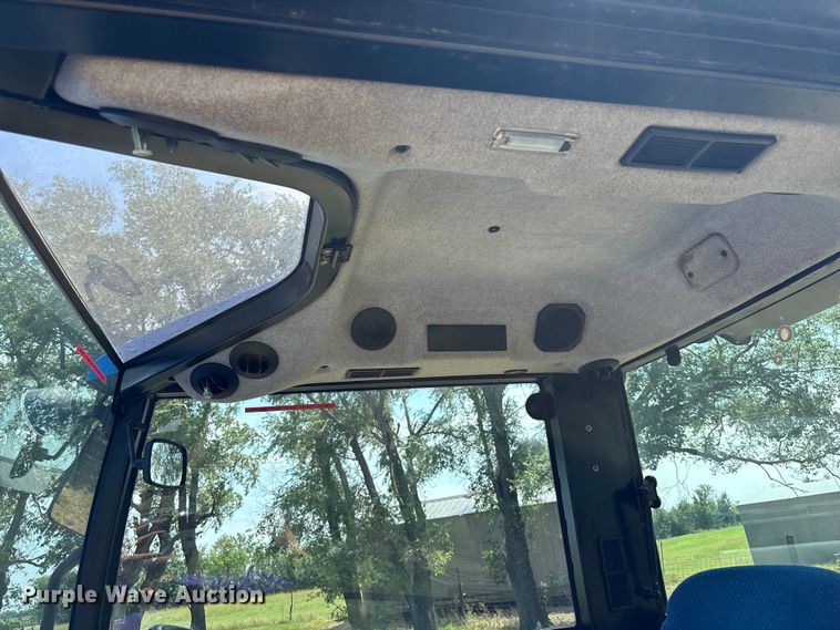 image for item DT3340 2013 New Holland Boomer 3040 MFWD tractor