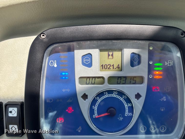 image for item DT3340 2013 New Holland Boomer 3040 MFWD tractor