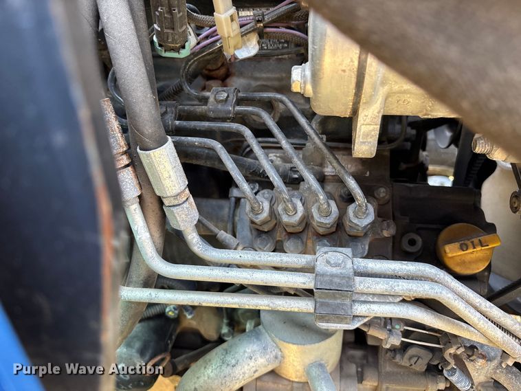 image for item DT3340 2013 New Holland Boomer 3040 MFWD tractor