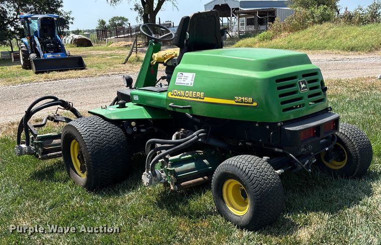 image for item DT3341 John Deere 3215B reel mower