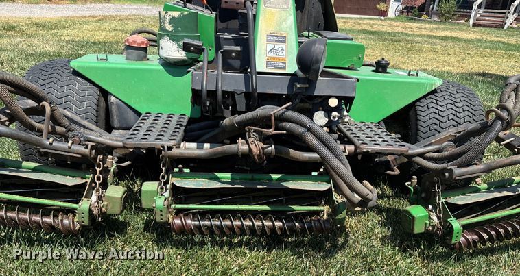 image for item DT3341 John Deere 3215B reel mower