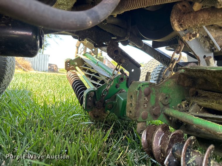 image for item DT3341 John Deere 3215B reel mower