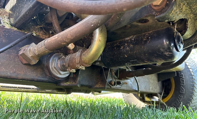 image for item DT3341 John Deere 3215B reel mower