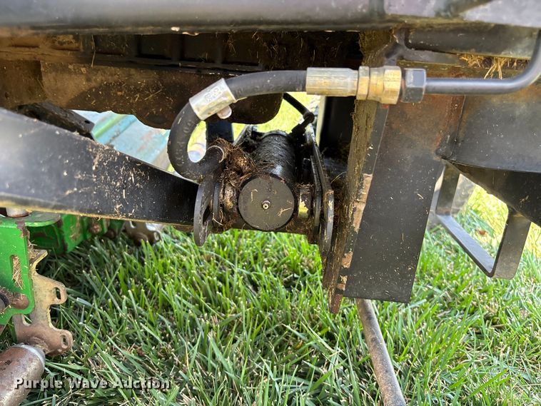 image for item DT3341 John Deere 3215B reel mower