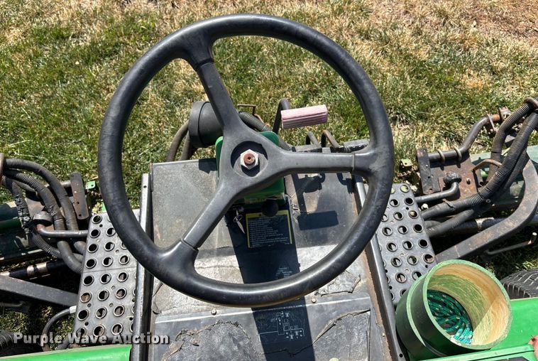 image for item DT3341 John Deere 3215B reel mower