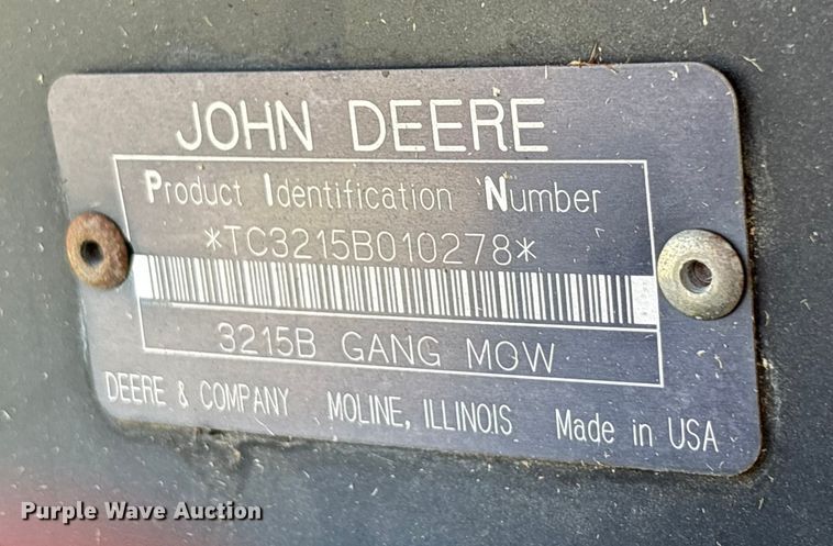 image for item DT3341 John Deere 3215B reel mower