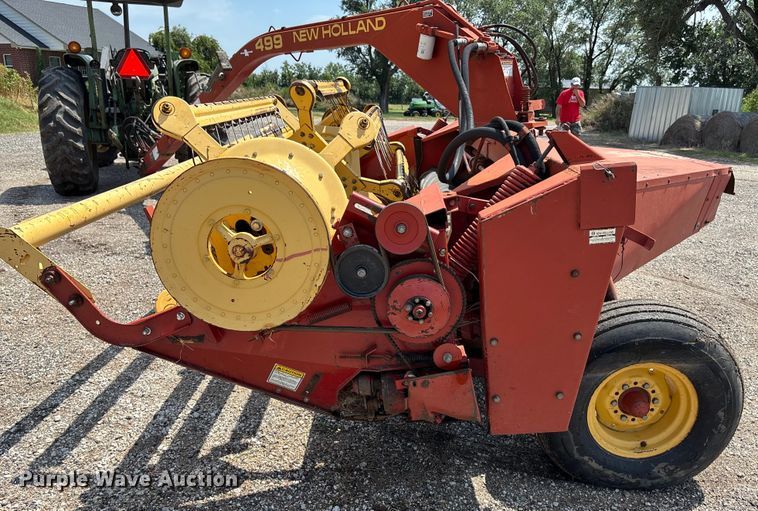 image for item DT3342 New Holland 499 swather / windrower