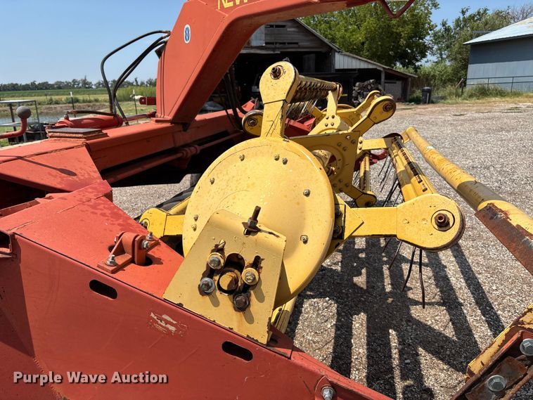 image for item DT3342 New Holland 499 swather / windrower