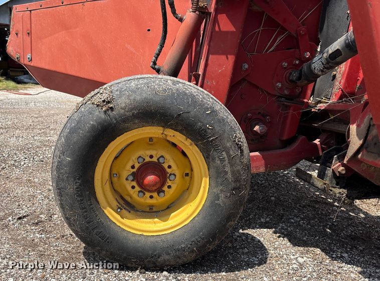 image for item DT3342 New Holland 499 swather / windrower