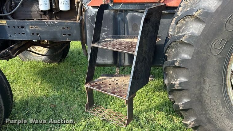 image for item DT3418 Allis Chalmers 7020 tractor