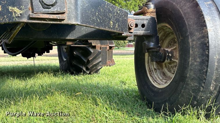 image for item DT3418 Allis Chalmers 7020 tractor