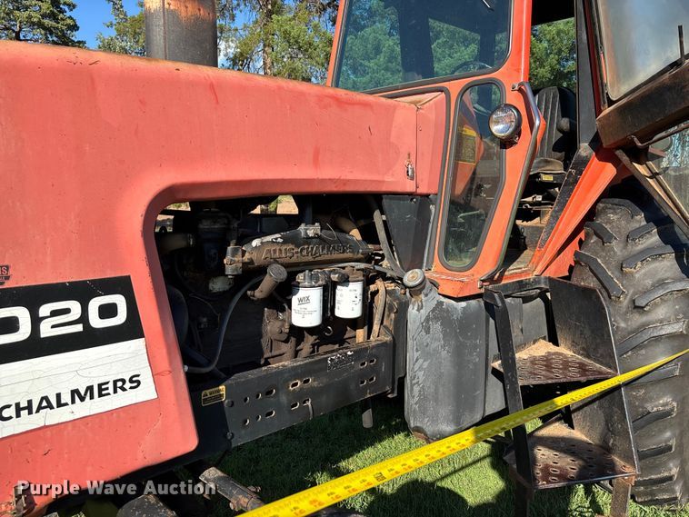 image for item DT3418 Allis Chalmers 7020 tractor