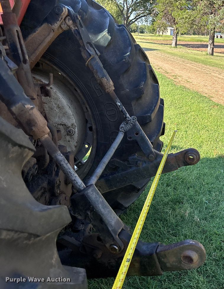 image for item DT3418 Allis Chalmers 7020 tractor